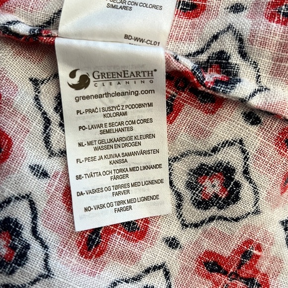 Boden Linen Long-sleeve V-neck Dress with Pockets - Picture 10 of 16